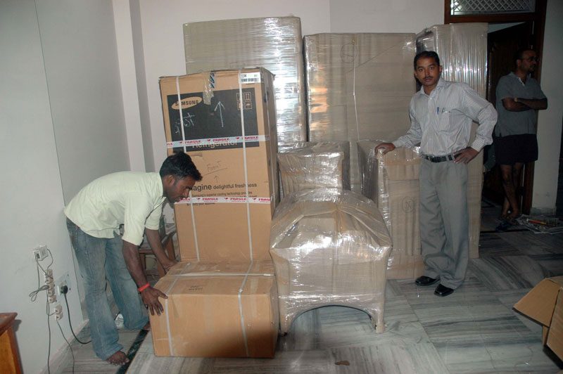 packing moving